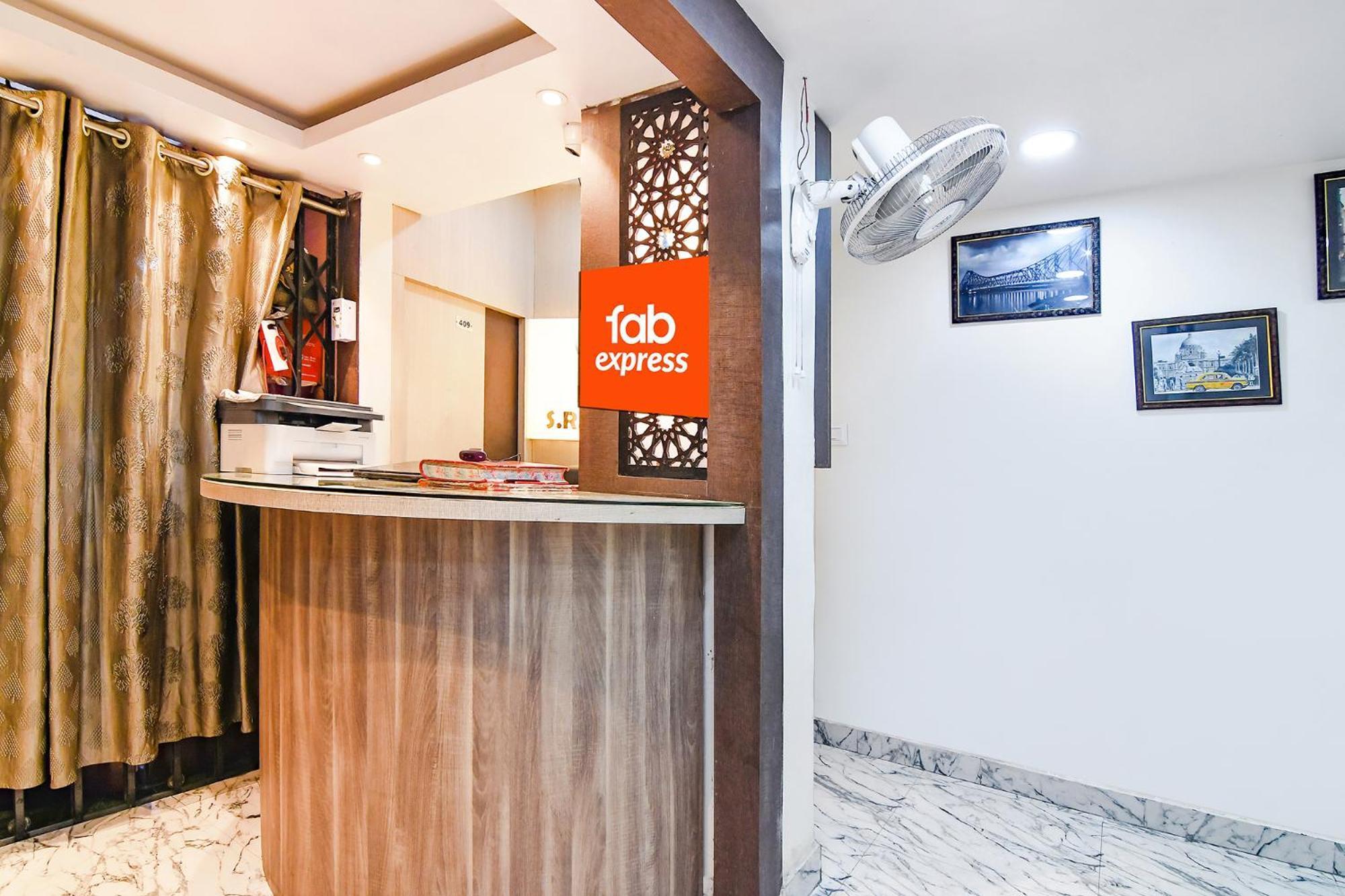 Fabexpress Sr Royale - Nr Sealdah Station Hotel Kolkata Exterior photo